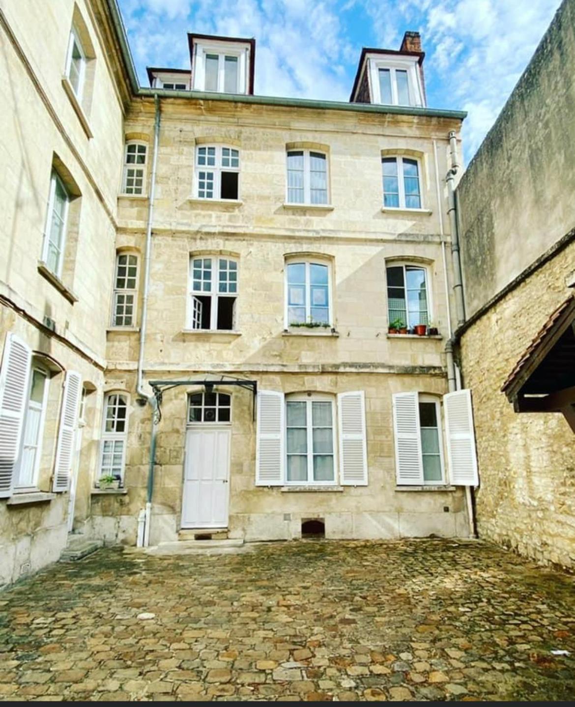 Apartment Le Relais D'eugenie En Hyper Centre-ville Compiegne